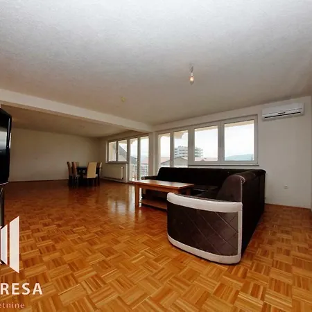 Apartment Apartman Wave *